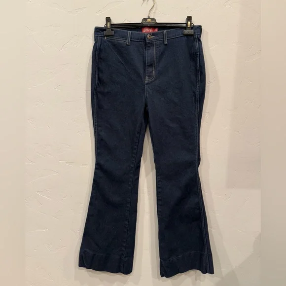 Johnny Was and Sasson Dark Blue Flare Jeans - Picture 4 of 7